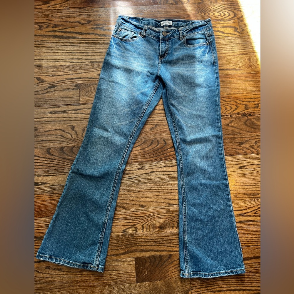 Aeropostale Hailey Flare Women's Jeans Size 5/6 Short